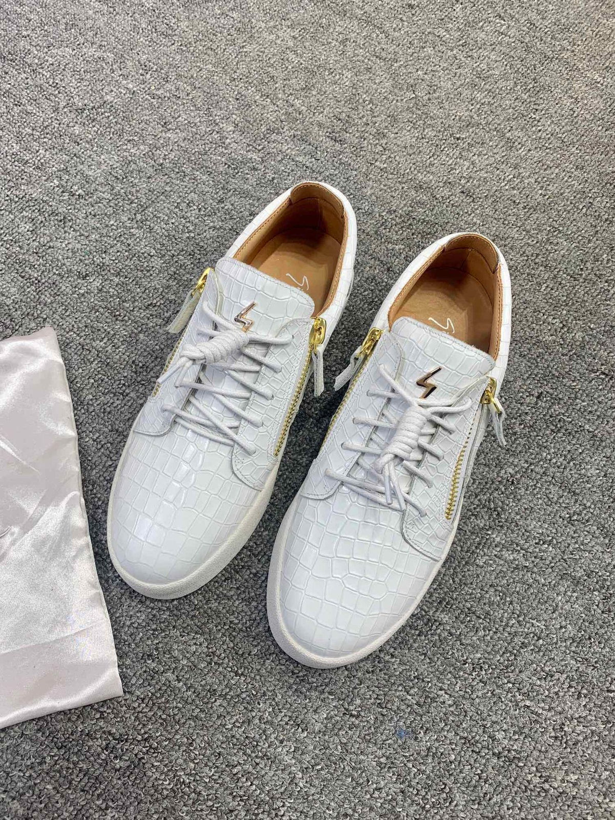 Giuseppe Zanotti White Gold-Accent Sneakers — hero