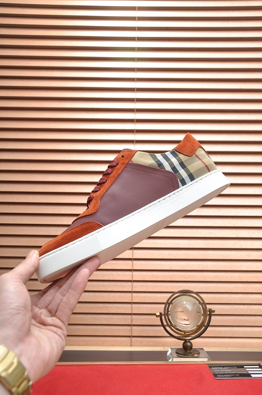 Burberry Check Heel Low-Top Sneakers — side